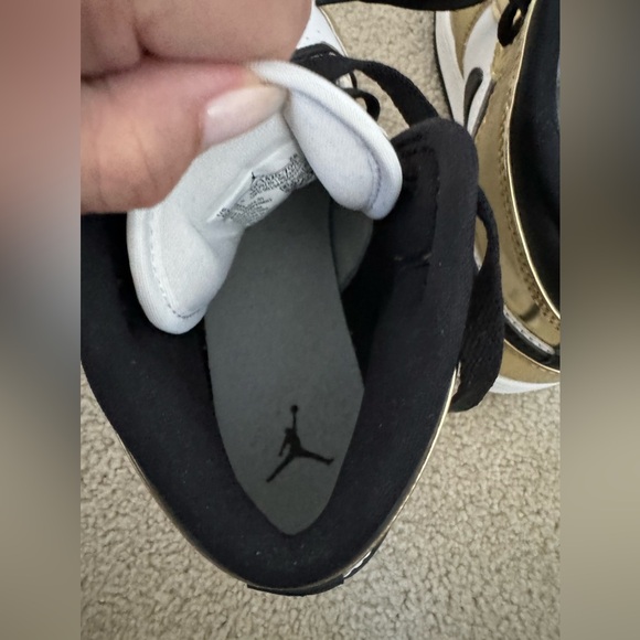 Nike Air Jordan 1 Mid Special Edition in “Metallic Gold”. - Picture 7 of 8